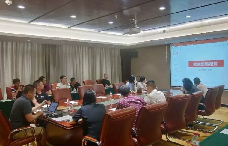 王通：月底微課開講《框架思維引爆點》